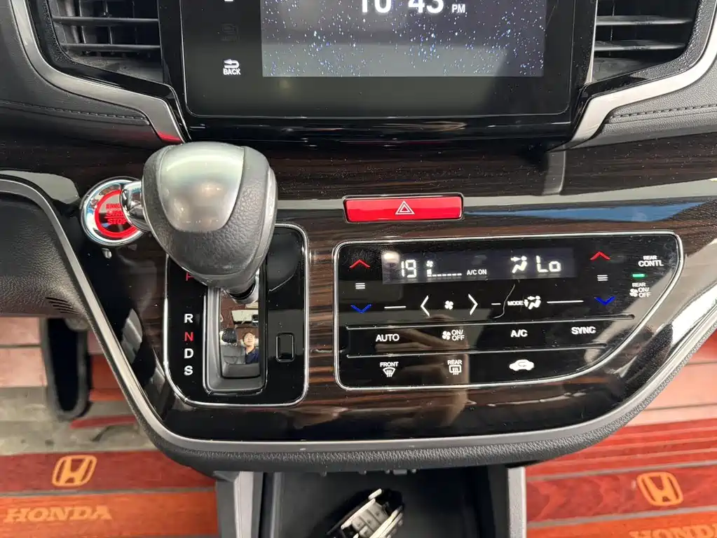 Honda Odyssey 2019 — фото 16