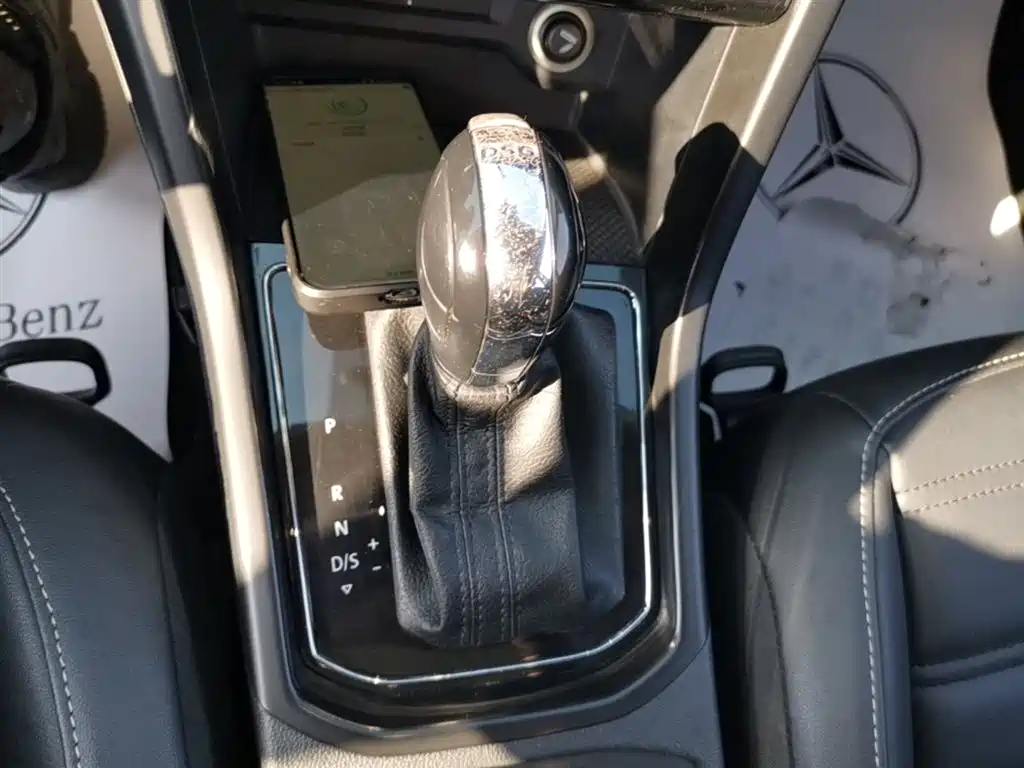 Volkswagen Touran 2018 — фото 14