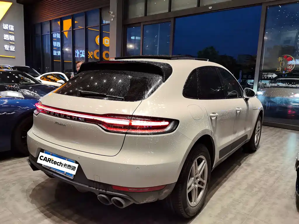 Porsche Macan 2021 — фото 4
