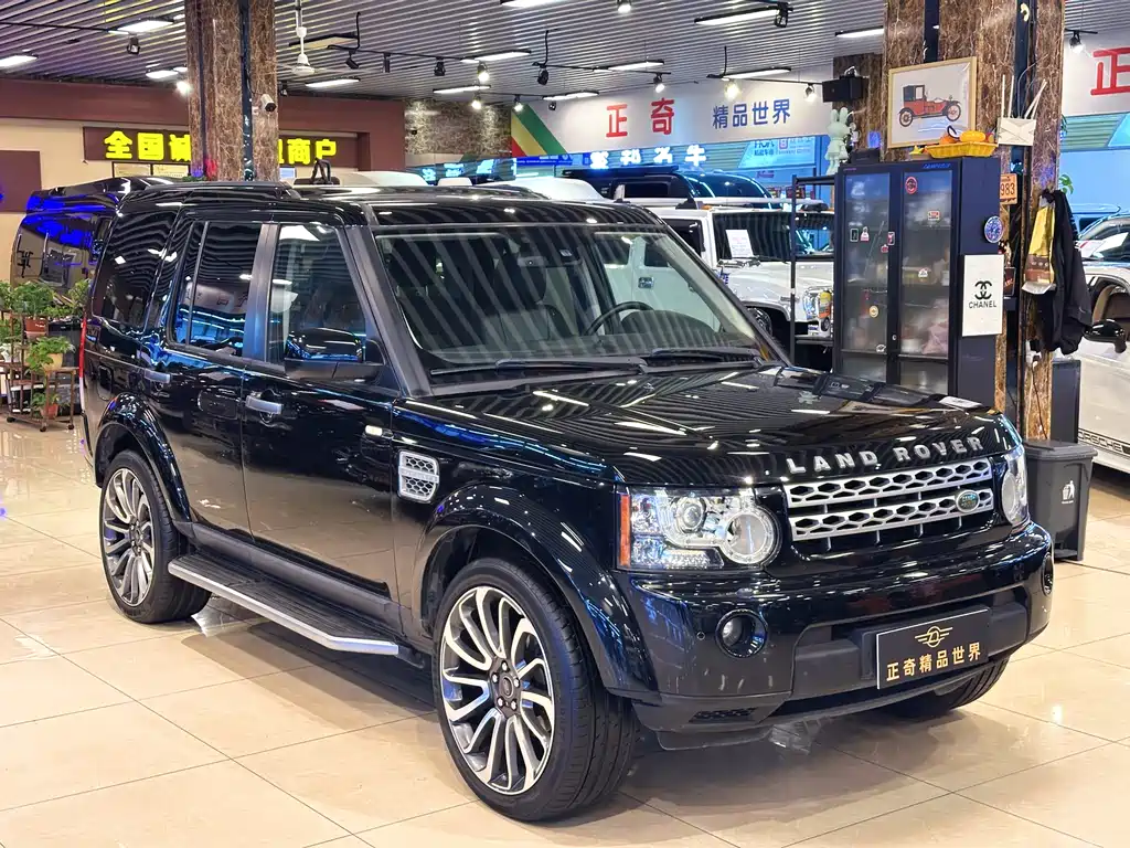 Land Rover Discovery 2010 — фото 1