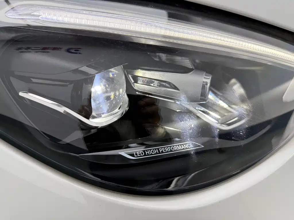 Mercedes-Benz C-Class 2023 — фото 37