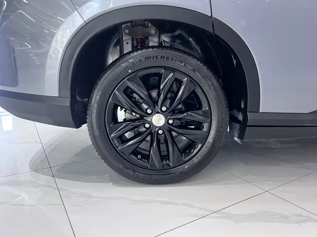 Chevrolet Orlando 2023 — фото 19