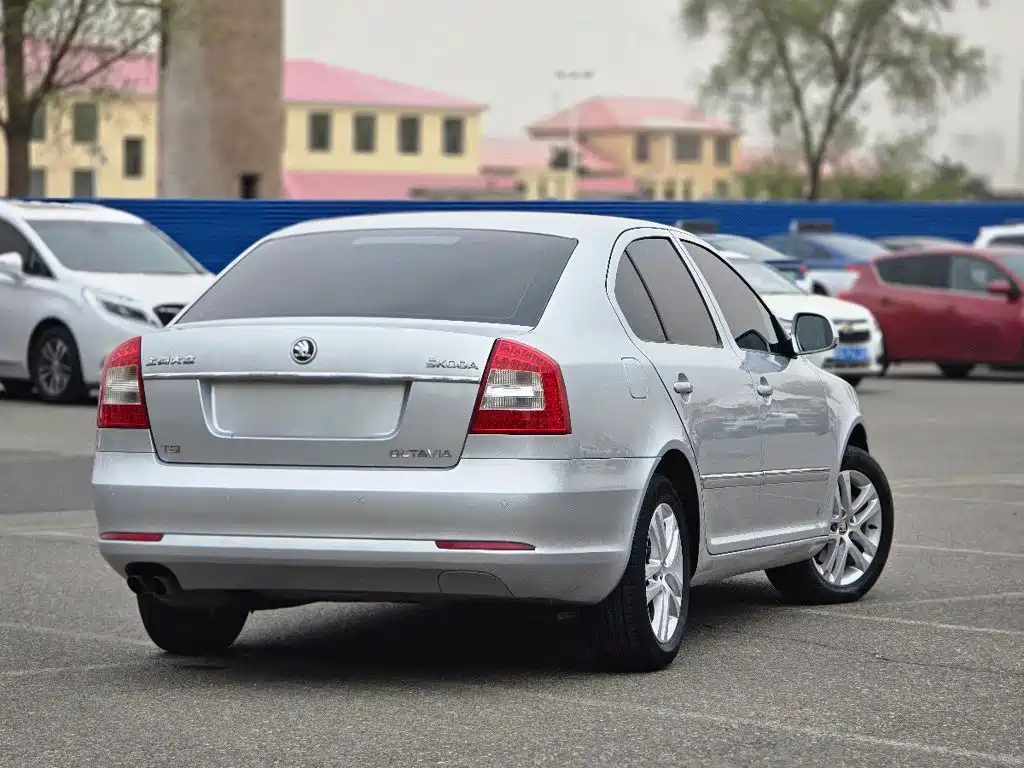 Skoda Octavia 2014 — фото 5