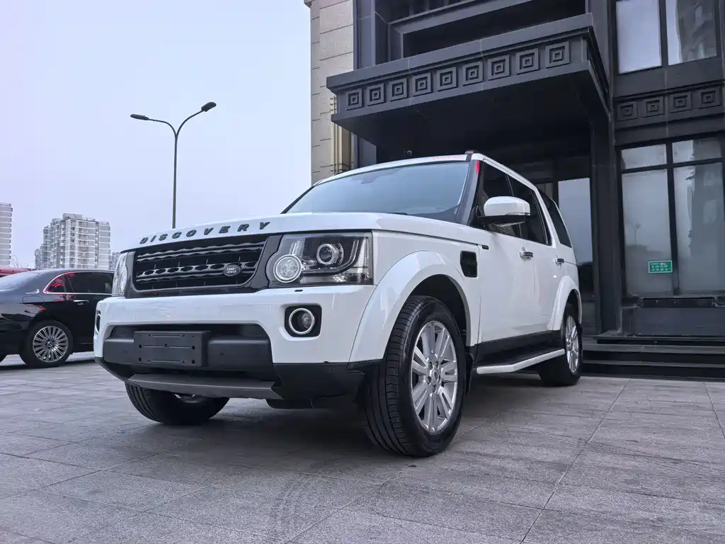 Land Rover Discovery 2015 — фото 19