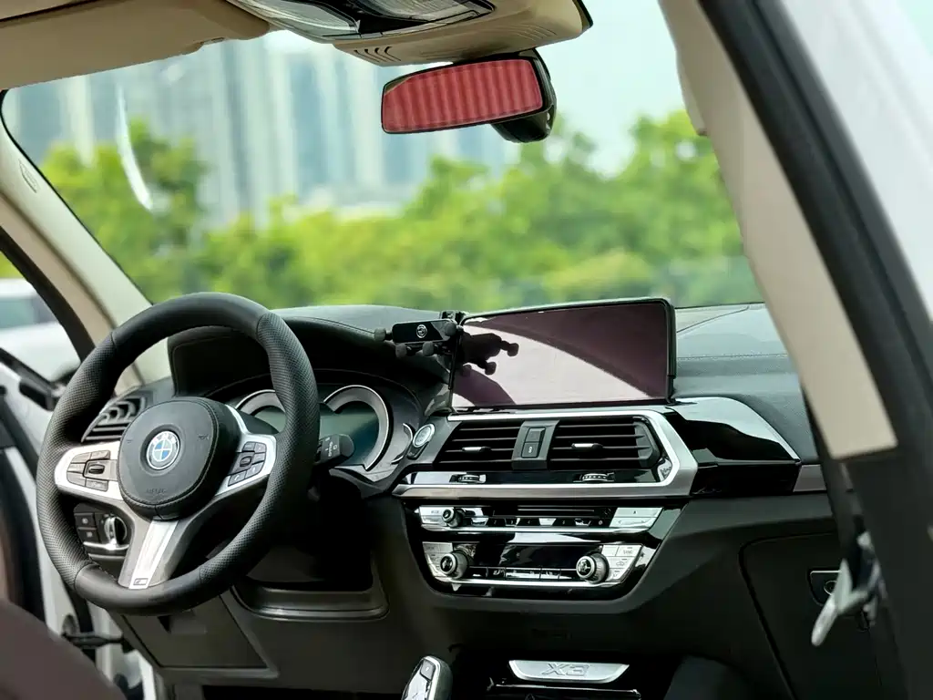 BMW X3 2018 — фото 17