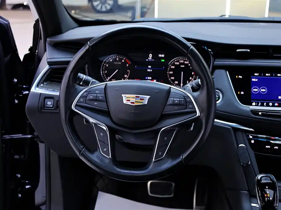Cadillac XT5 2021 — фото 22