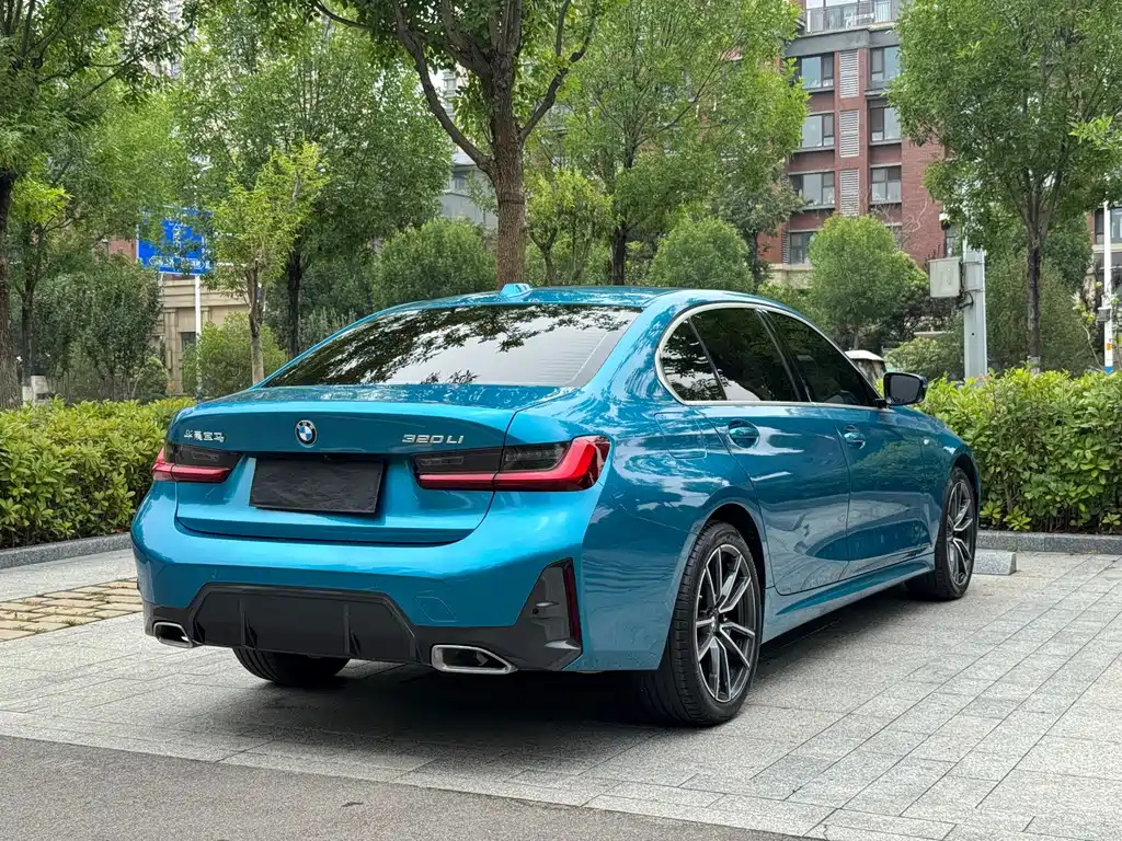 BMW 3 Series 2023