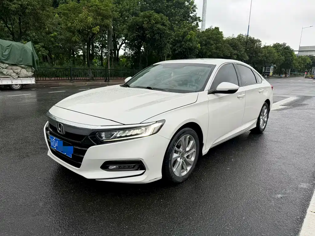 Honda Accord 2020 — фото 1