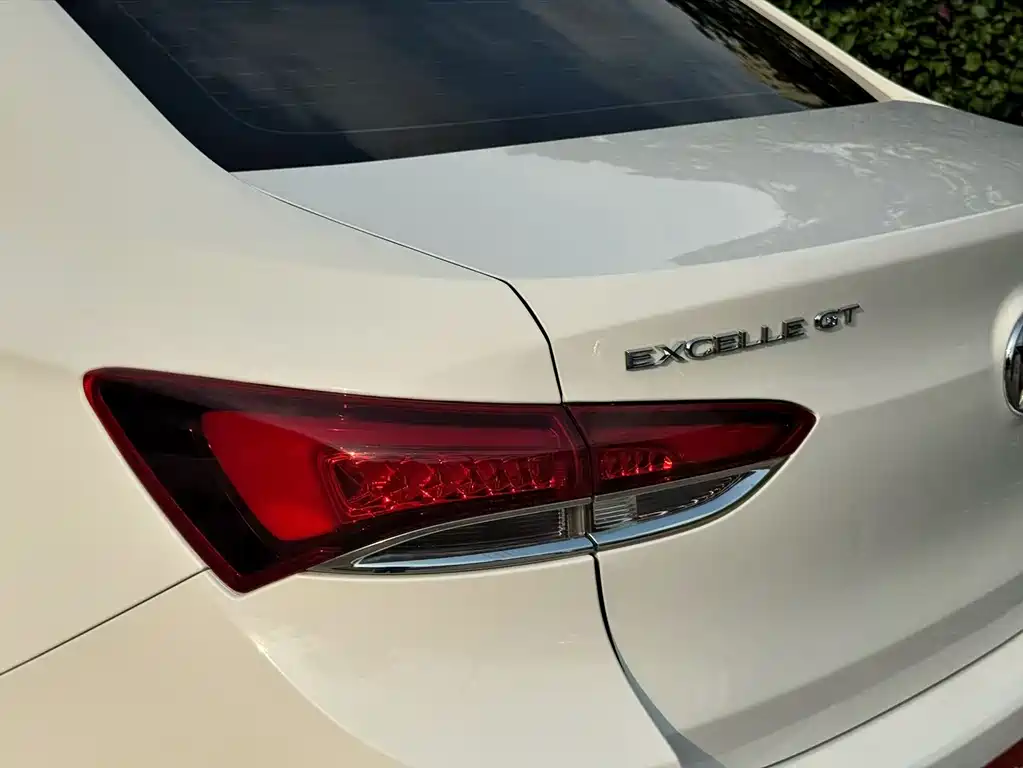 Buick Excelle 2022 — фото 14