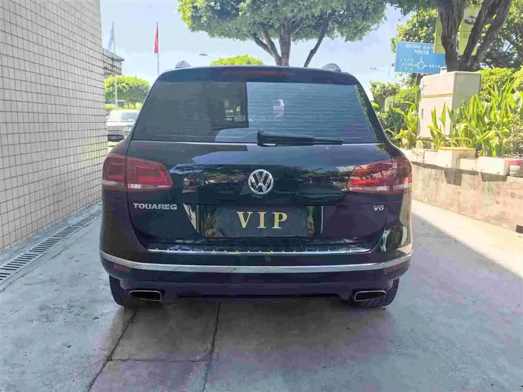 Volkswagen Touareg 2017 — фото 5