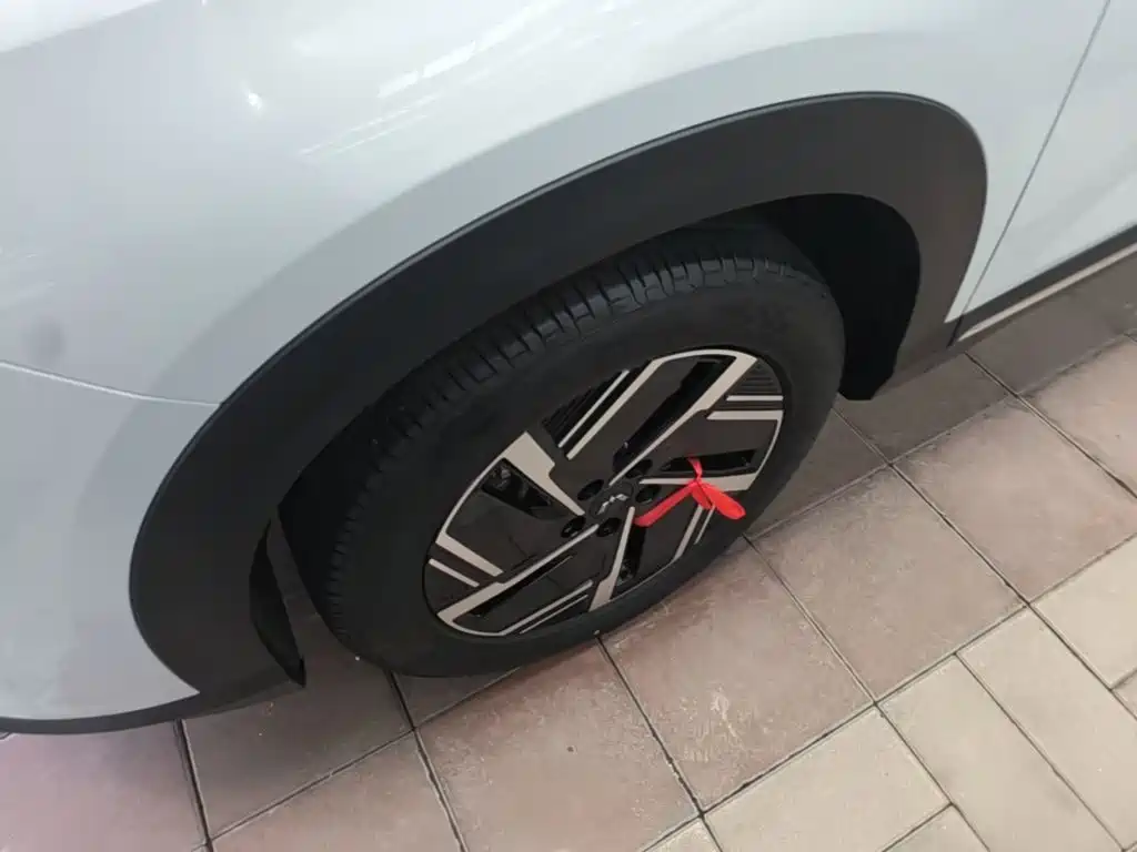 Wuling Starlight S 2025 — фото 23