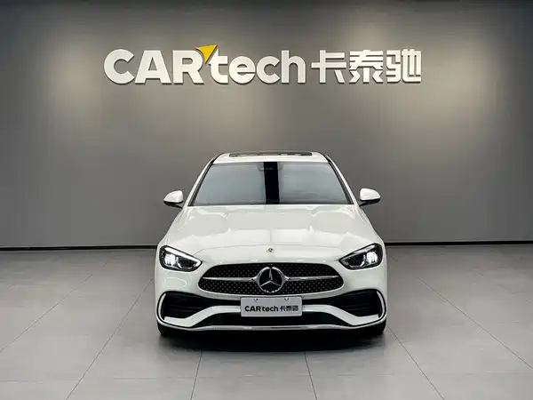 Mercedes-Benz C-Class 2024