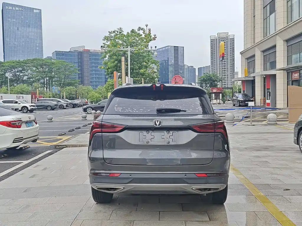 Changan CS75 PLUS 2021 — фото 4