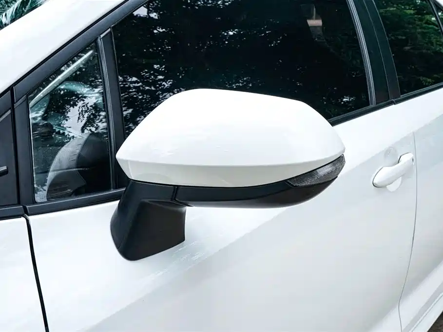 Toyota Corolla 2022 — фото 18
