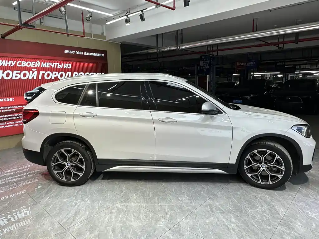 BMW X1 2022 — фото 4