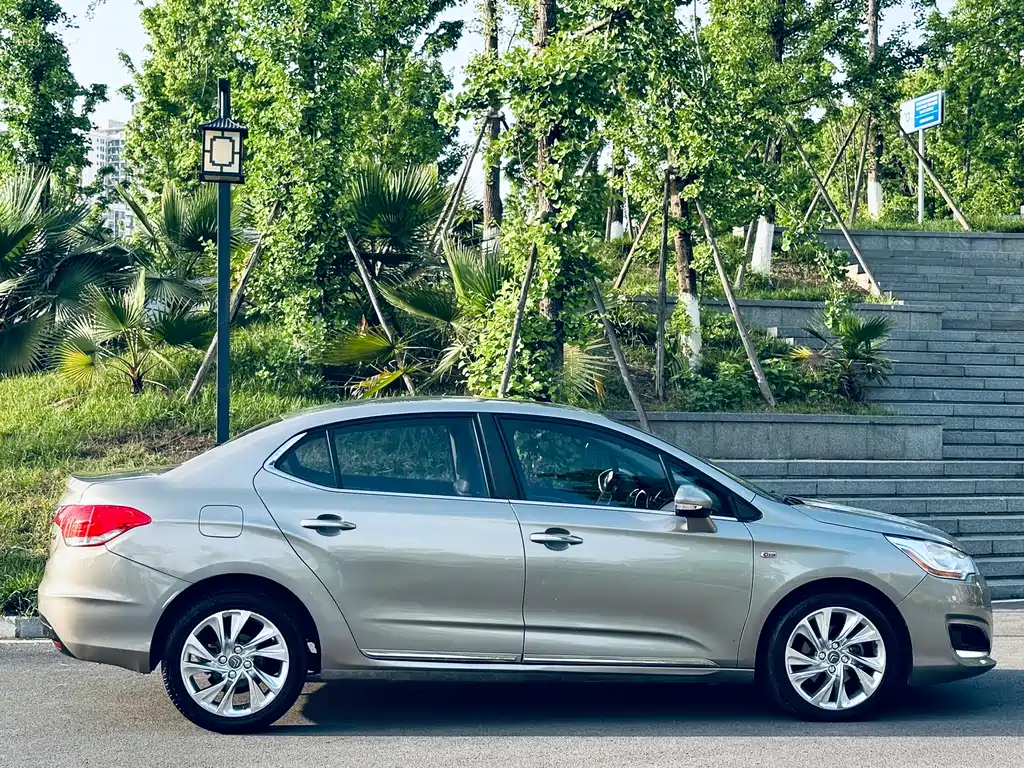 Citroen C4L 2014 — фото 12
