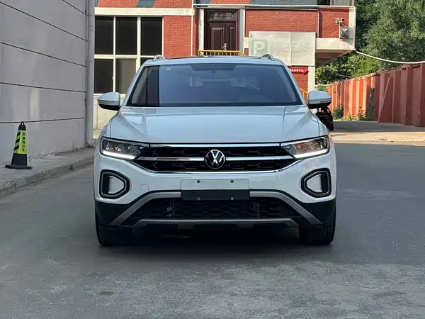 Volkswagen T-Roc 2023
