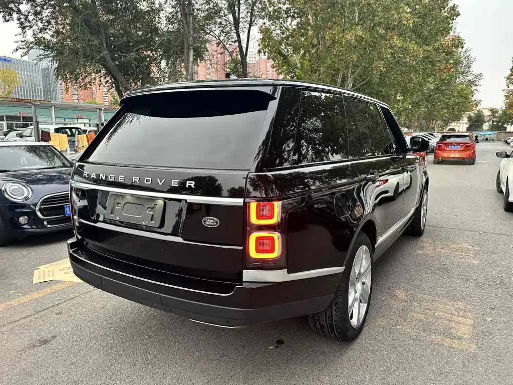 Land Rover Range Rover 2020 — фото 15