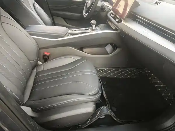 Geely Xingrui 2025
