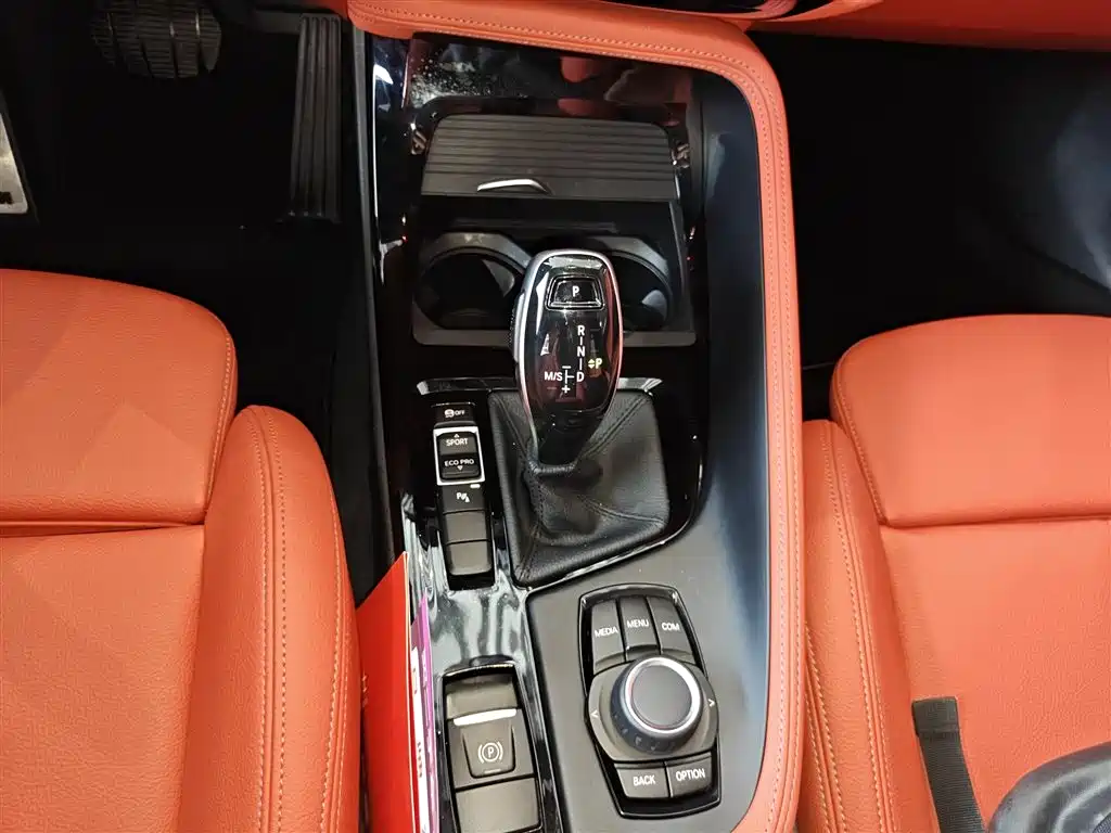 BMW X2 2020 — фото 14