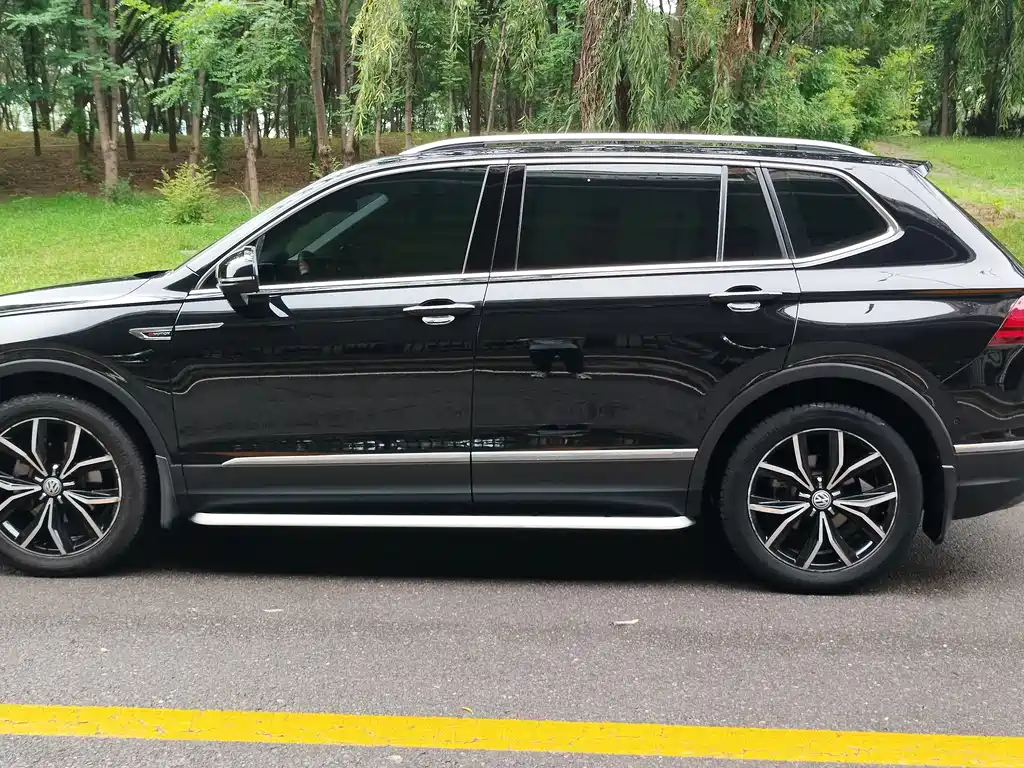 Volkswagen Tiguan L 2019 — фото 8