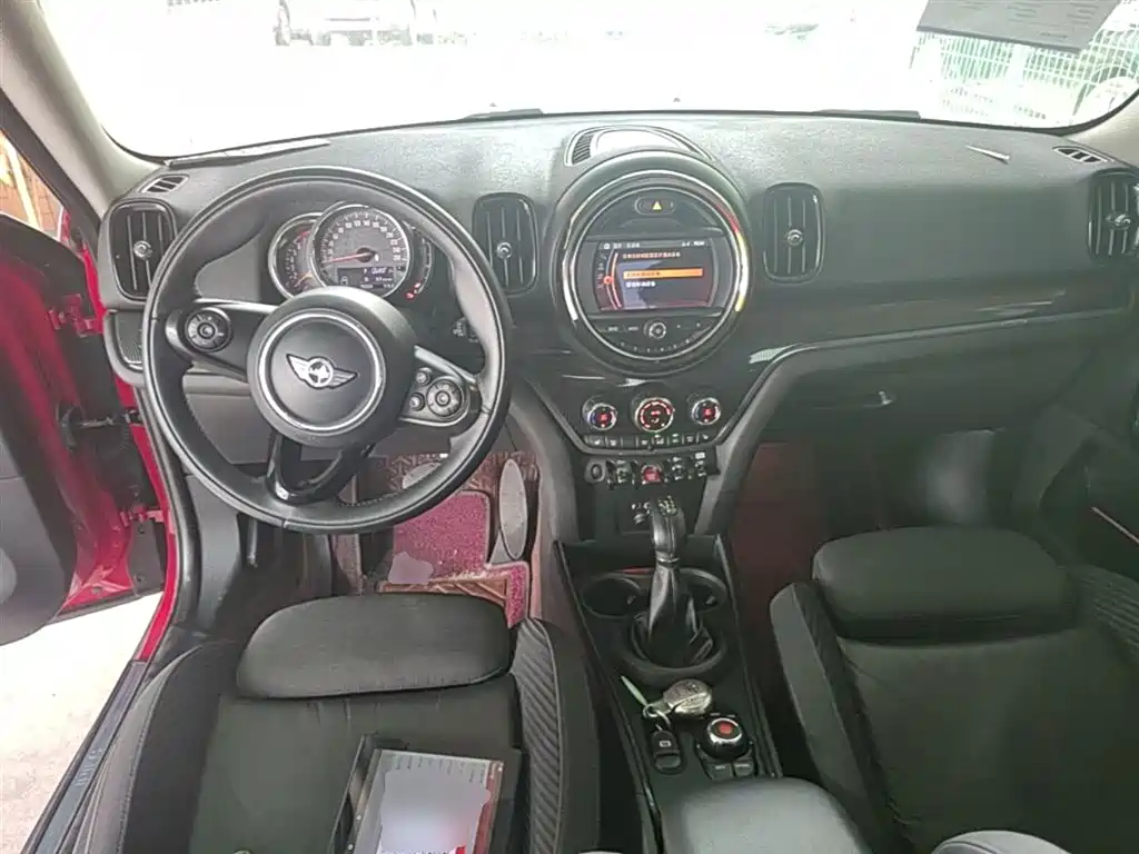 MINI Countryman 2018 — фото 10