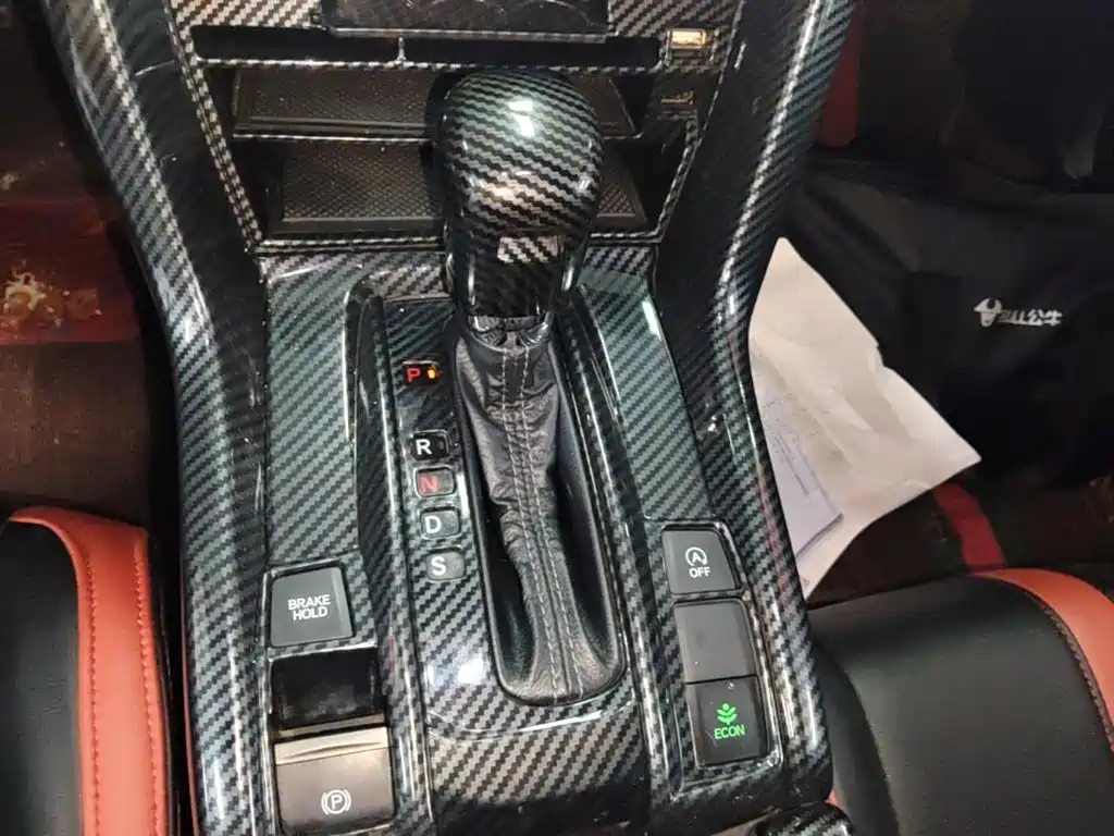 Honda Civic 2020 — фото 14