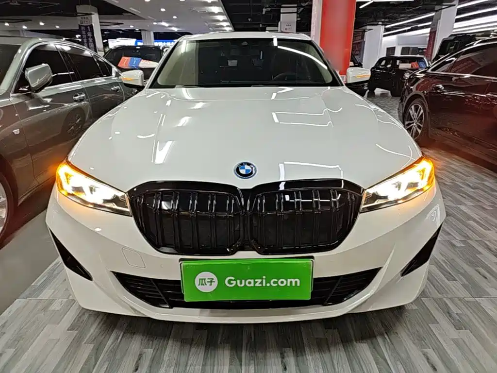 BMW i3 2023