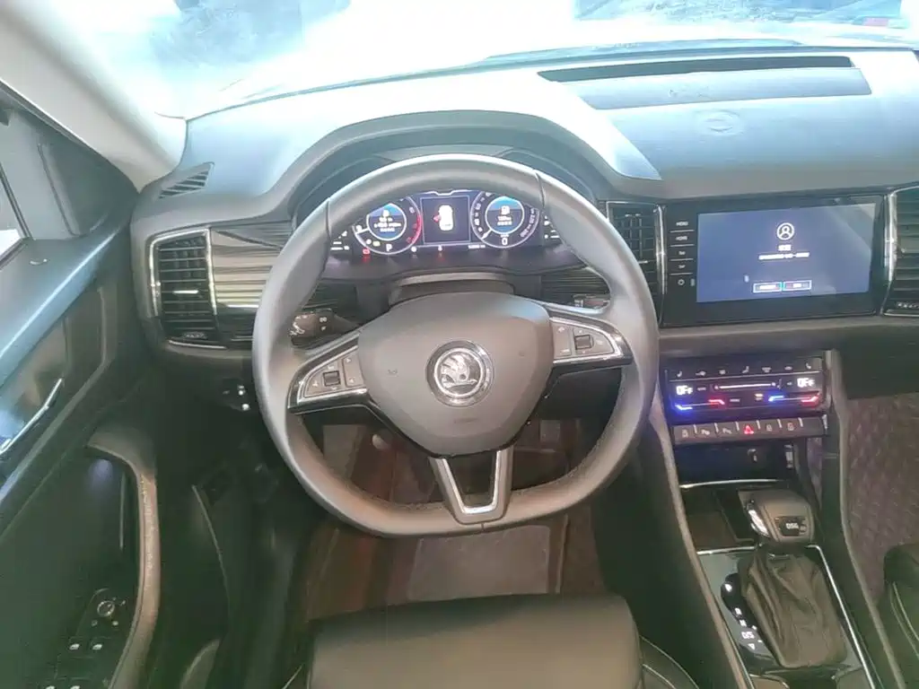 Skoda Kodiaq 2021 — фото 11