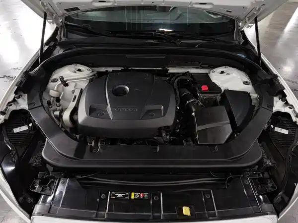 Volvo XC60 2020