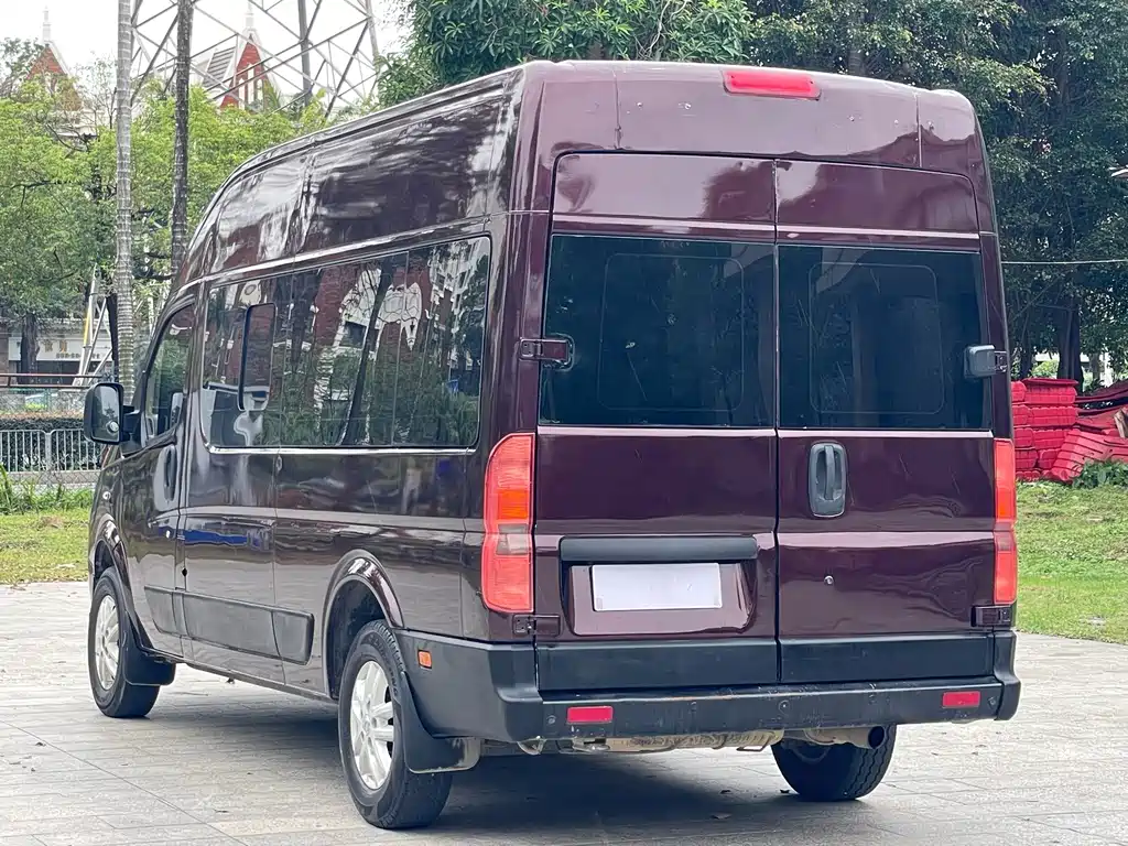 Dongfeng Yufeng 2015 — фото 16