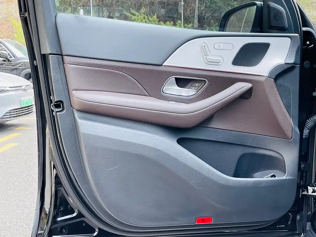 Mercedes-Benz GLE 2023 — фото 12