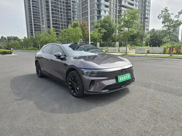 Zeekr 007GT 2025