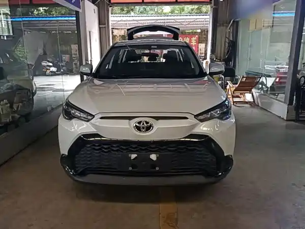 Toyota Frontlander 2025
