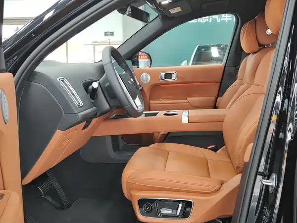 Li Auto L7 2025