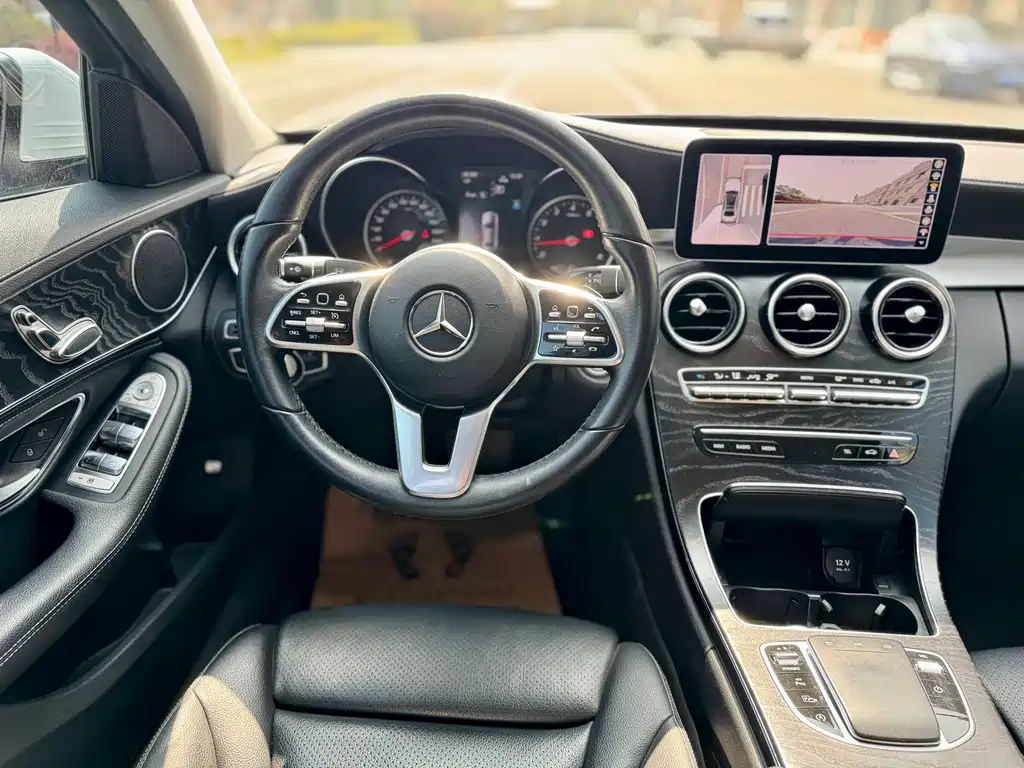 Mercedes-Benz C-Class 2019 — фото 6