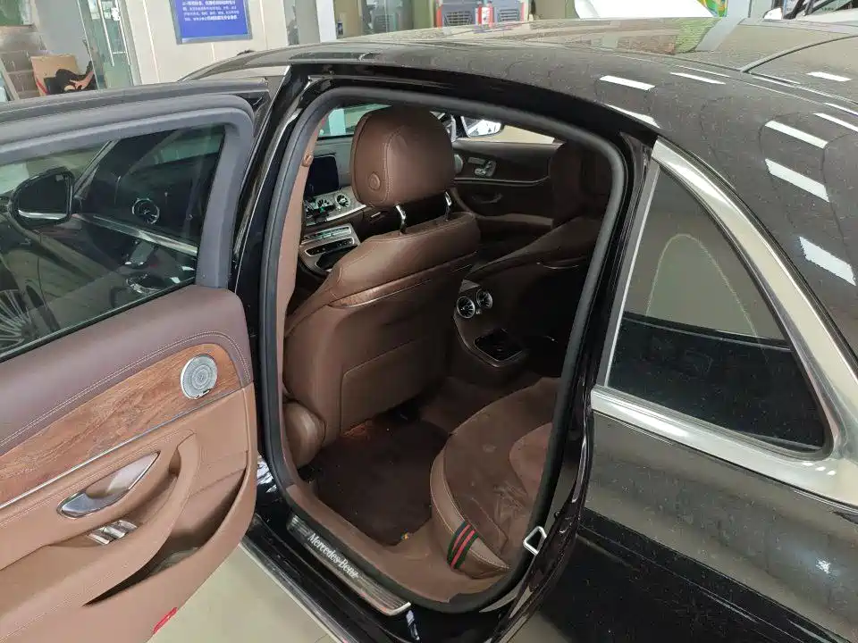 Mercedes-Benz E-Class 2023