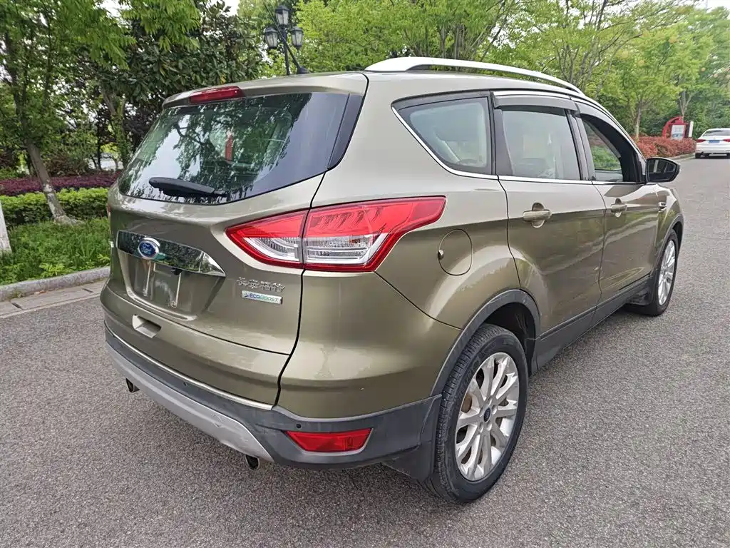 Ford Kuga 2016 — фото 7