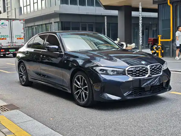 BMW 3 Series 2025