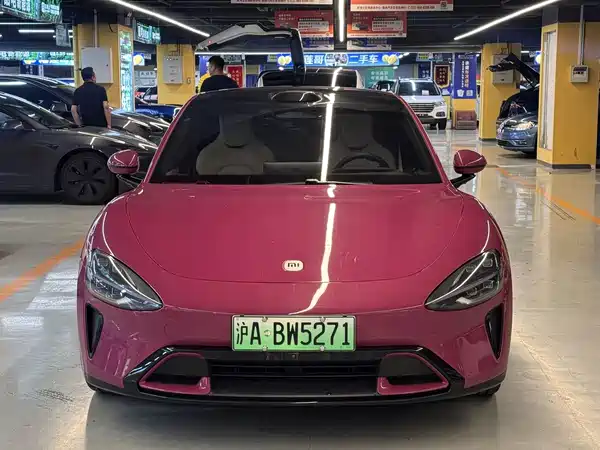 Xiaomi SU7 2025