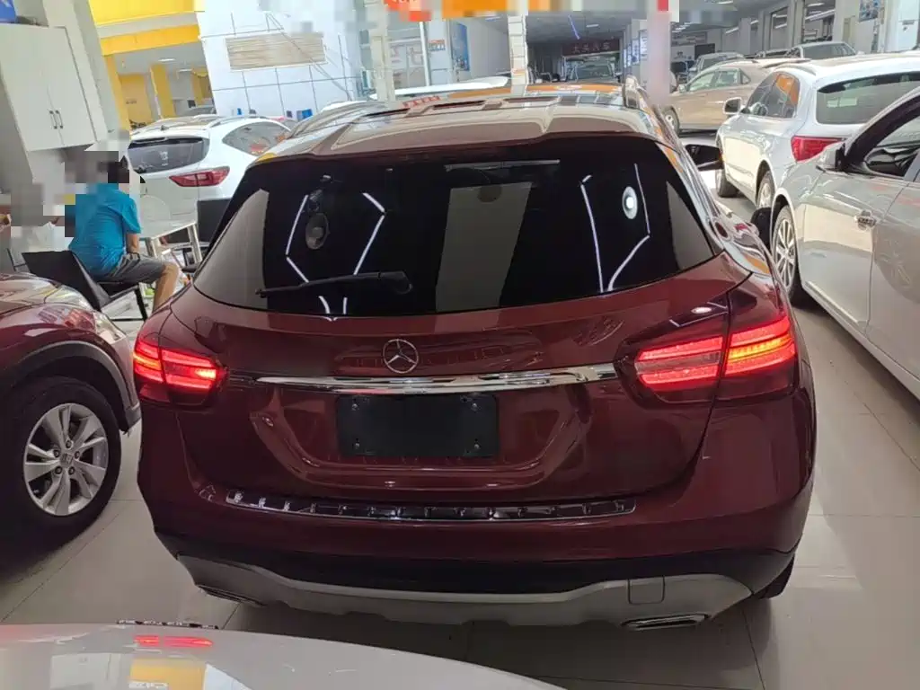 Mercedes-Benz GLA 2018