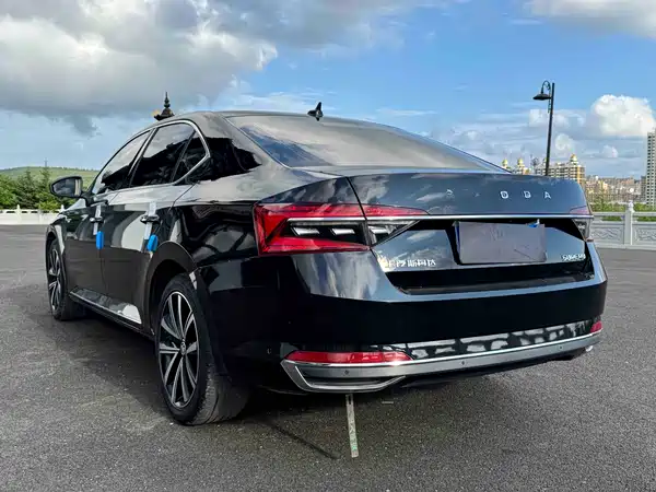 Skoda Superb 2023