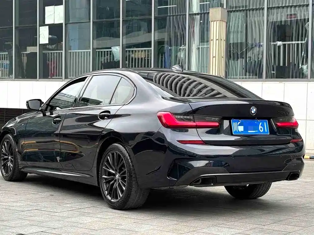 BMW 3 Series 2021