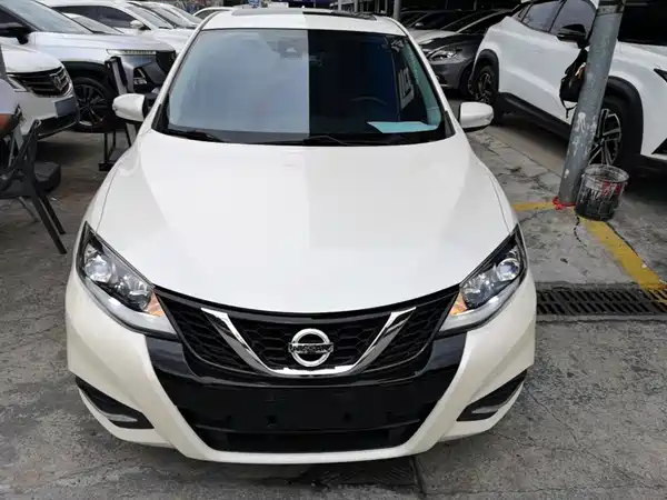 Nissan Tiida 2020