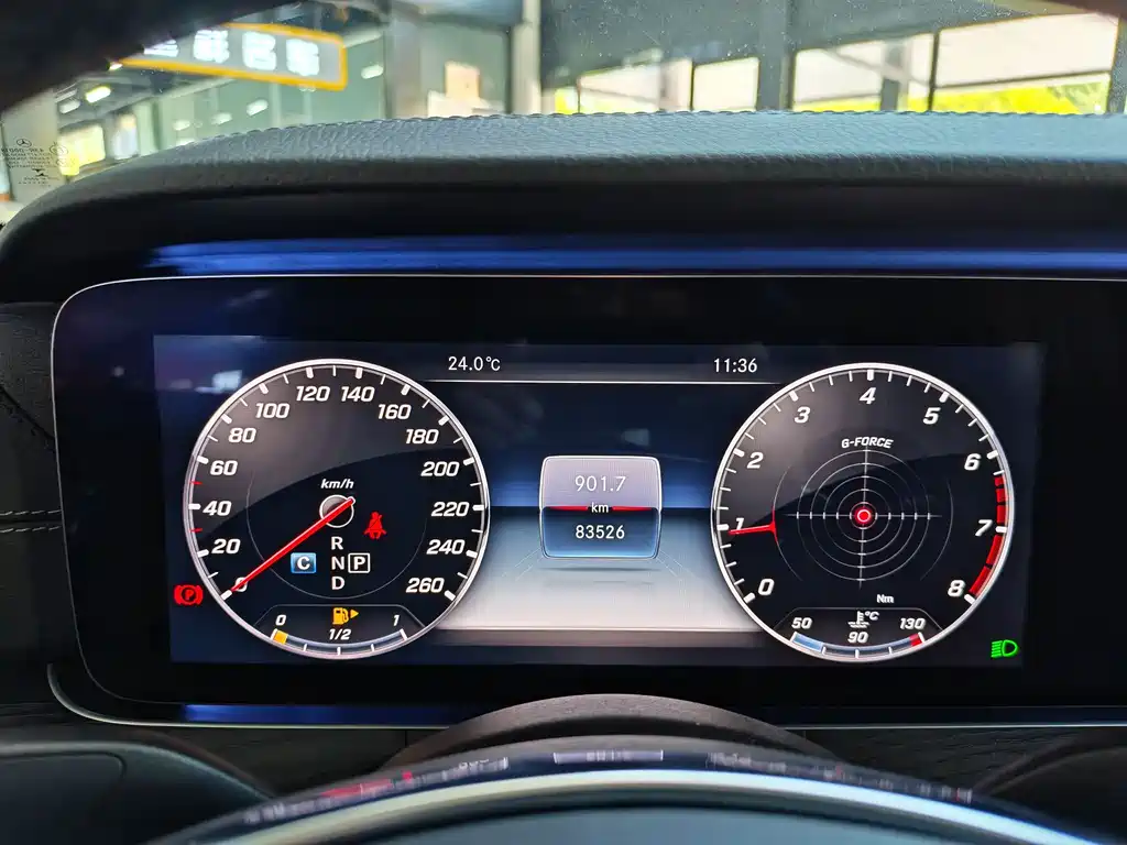 Mercedes-Benz E-Class 2019 — фото 13