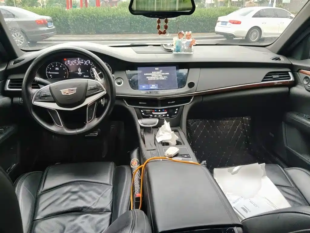 Cadillac CT6 2018 — фото 10