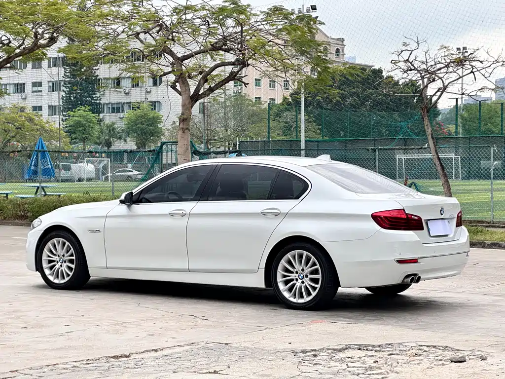 BMW 5 Series 2016