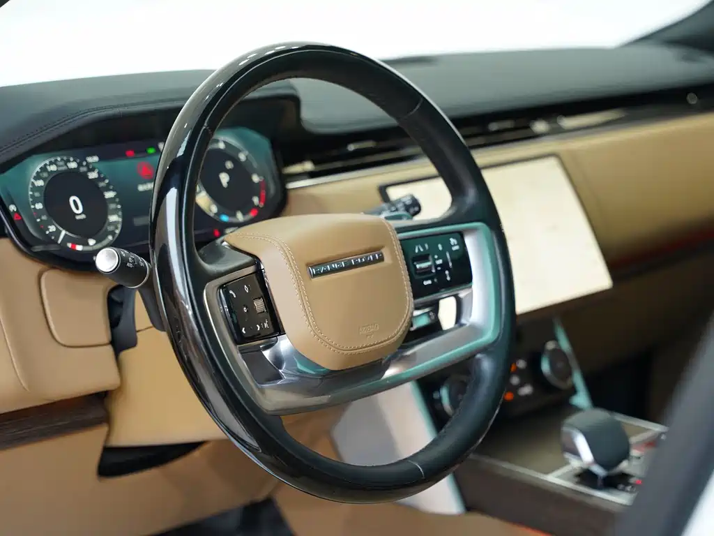 Land Rover Range Rover 2023 — фото 13