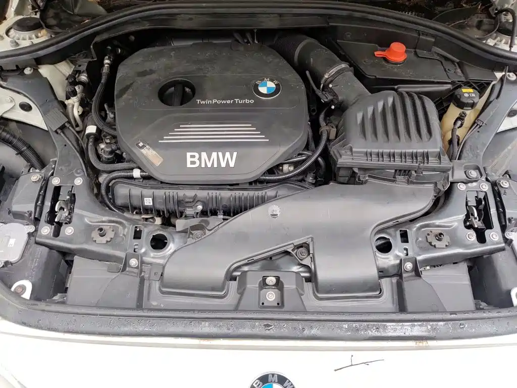 BMW 1 Series 2019 — фото 11