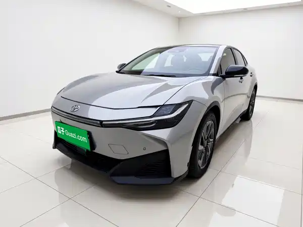 Toyota bZ3 2023